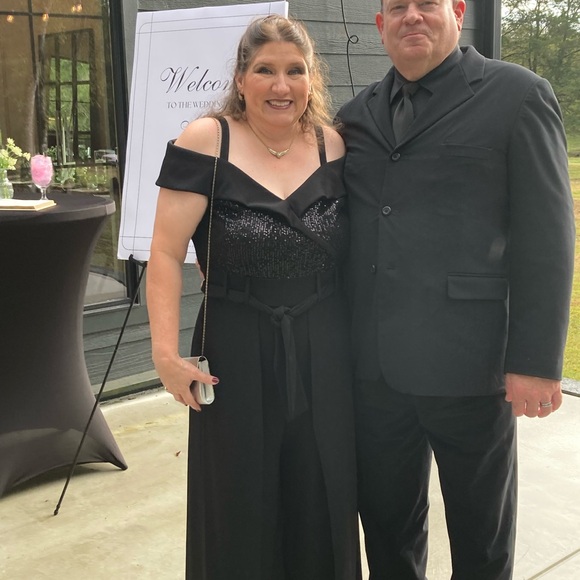 Meet your Posher, Christine - Picture 3 of 3